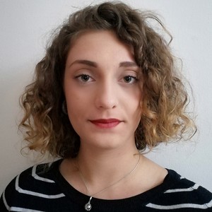 Léa - Prof de maths - Montvendre