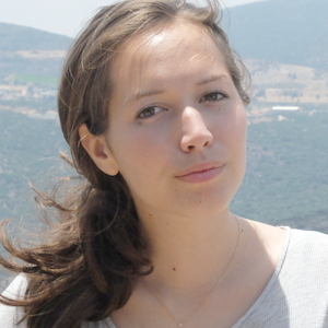Clara - Prof de maths - Cachan