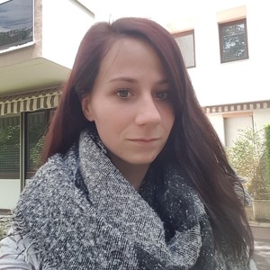 Laura - Prof de maths - Saint-Étienne
