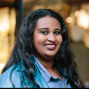 Aya - Prof de maths - Bezons