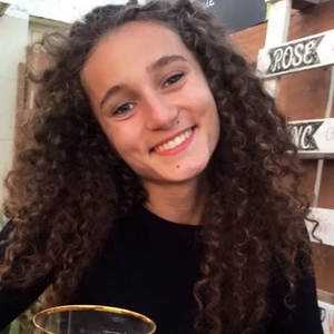 Emma - Prof de maths - Alès