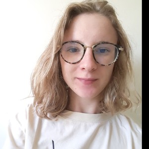 Charlotte - Prof de maths - Pessac