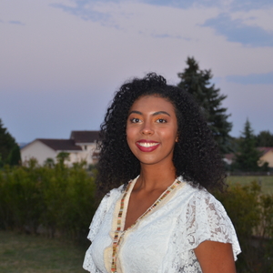 Célia - Prof d'aide aux devoirs - Saint-Quentin
