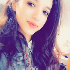 Wijdane - Prof de physique - chimie - Orsay