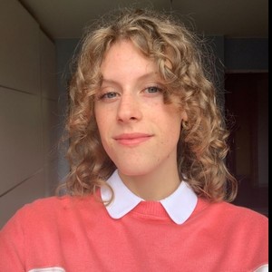 Anais - Prof de maths - Saint-Genis-les-Ollières