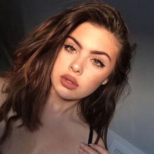 Yasmine - Prof de maths - La Rochelle