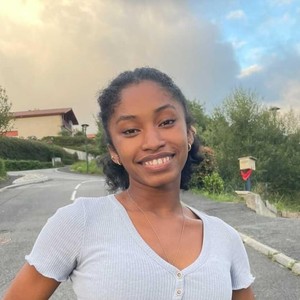 Carolle - Prof de maths - Paris