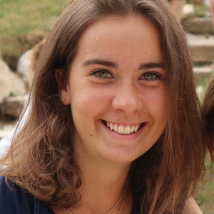 Lena - Prof de maths - Rennes
