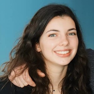 Charlotte - Prof d'aide aux devoirs - Rennes
