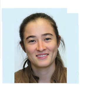Julie - Prof de maths - Biot