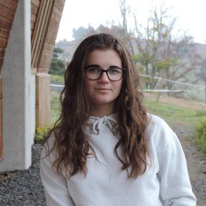 Jeanne - Prof d'aide aux devoirs - Champs-sur-Marne