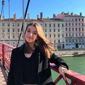 Lisa - Prof de maths - Paris