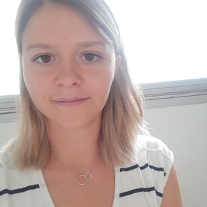 Lilly - Prof de maths - Paris