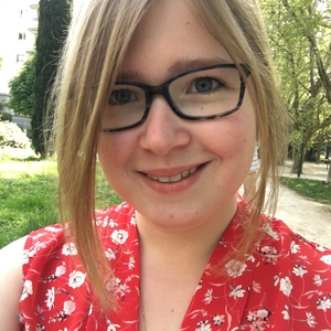 Julie - Prof de maths - Grenoble