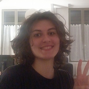 Laura - Prof de maths - Neauphle-le-Château