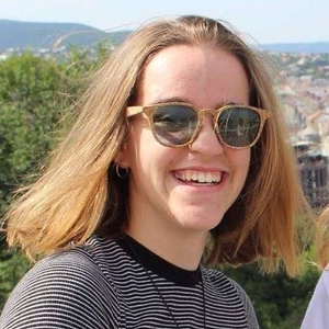 Louise - Prof de maths - Troyes