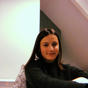 Lea - Prof de maths - Rennes