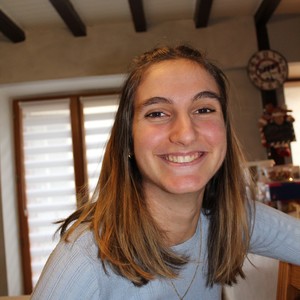 Clara - Prof de maths - Grenoble