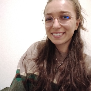 Julie - Prof de maths - Rennes