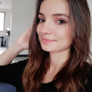 Regina - Prof de physique - chimie - Lyon