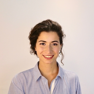 Roxane - Prof de chimie - Paris