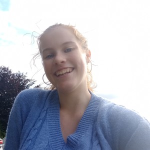 Claire - Prof de maths - Saint-Denis