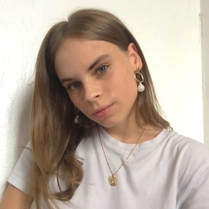 Lisa - Prof de français - Vallauris
