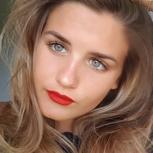 Coline - Prof de maths - Évreux