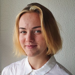 Emma - Prof de maths - Alès