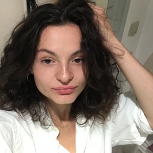 Inès - Prof d'anglais - Paris