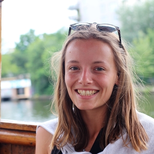 Louise - Prof de maths - Cachan