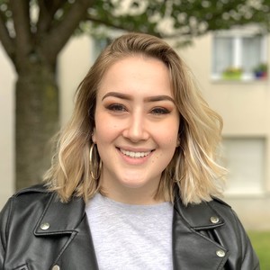 Elodie - Prof d'aide aux devoirs - Reims