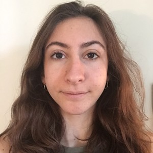 Clara - Prof de maths - Montreuil
