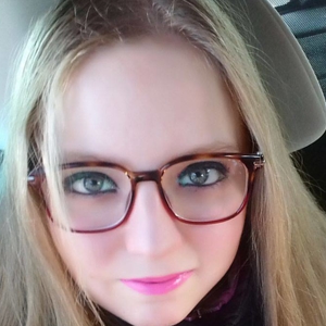 Cécile - Prof de français - Challes-les-Eaux