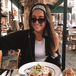 Milana - Prof de maths - Mortefontaine