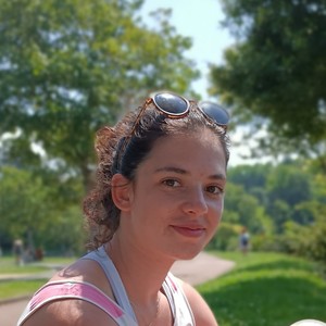 Sara - Prof de maths - Nantes
