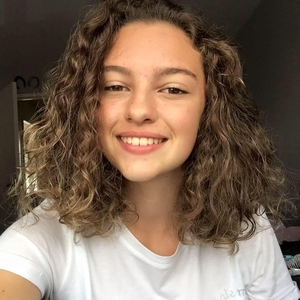 Léane - Prof de maths - Marcy-l'Étoile