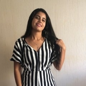 Yasmine - Prof d'anglais - Angers