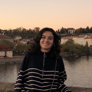 Agathe - Prof d'aide aux devoirs - Angers