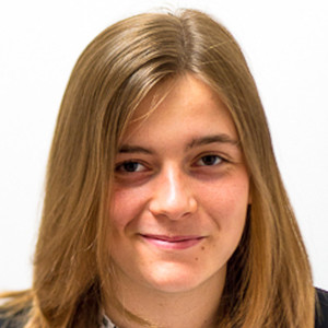 Angèle - Prof d'histoire - Lille