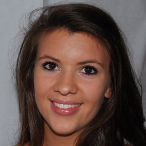 Elodie - Prof d'économie - Paris