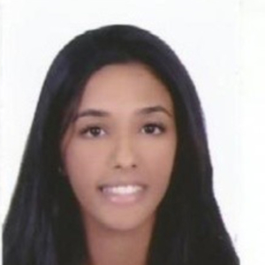 Oumayma - Prof d'économie - Lyon