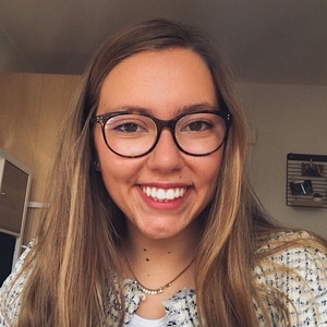 Coline - Prof d'aide aux devoirs - Ecublens