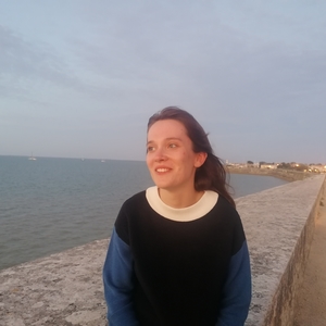Emma - Prof d'économie - Paris