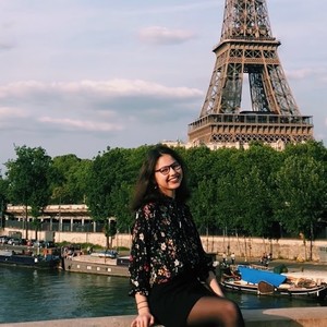 Sarah - Prof de maths - Paris