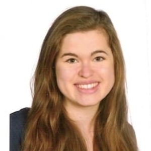 Claire - Prof d'économie - Paris