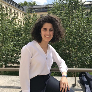 Wissal - Prof de maths - Paris