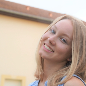 Julia - Prof de maths - Paris