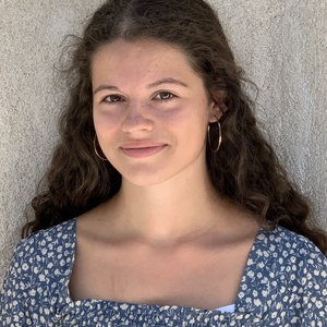 Chloé - Prof de maths - Cergy