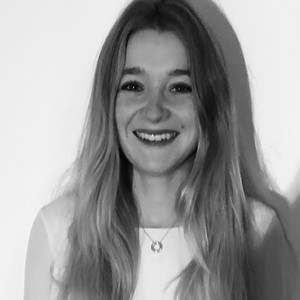 Marie - Prof d'économie - Paris